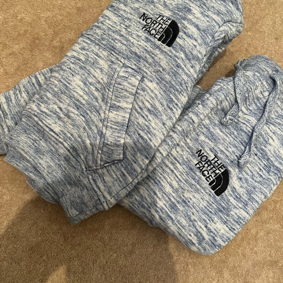 Boys infant clothes and trainers - Picture 3 of 10